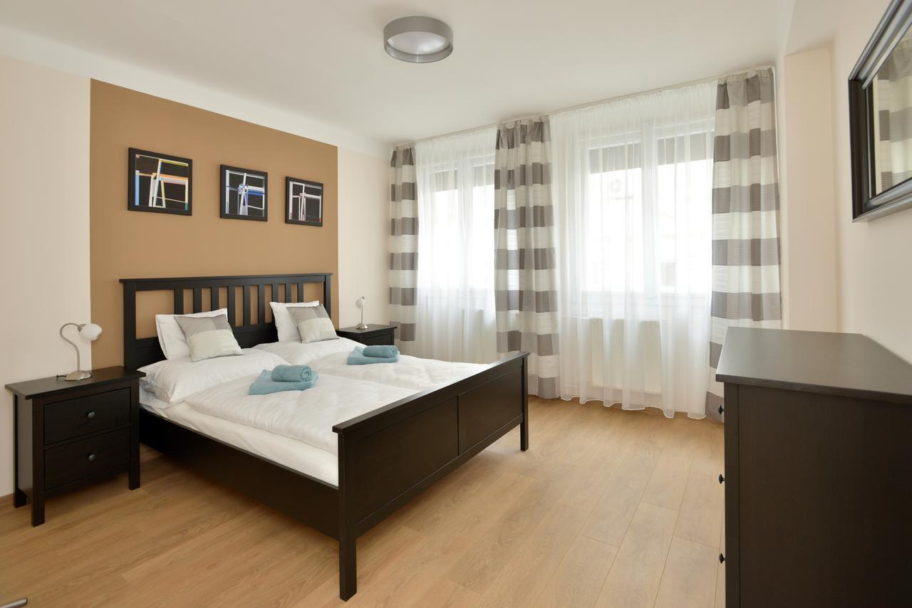 Deak Apartment Budapest Luaran gambar